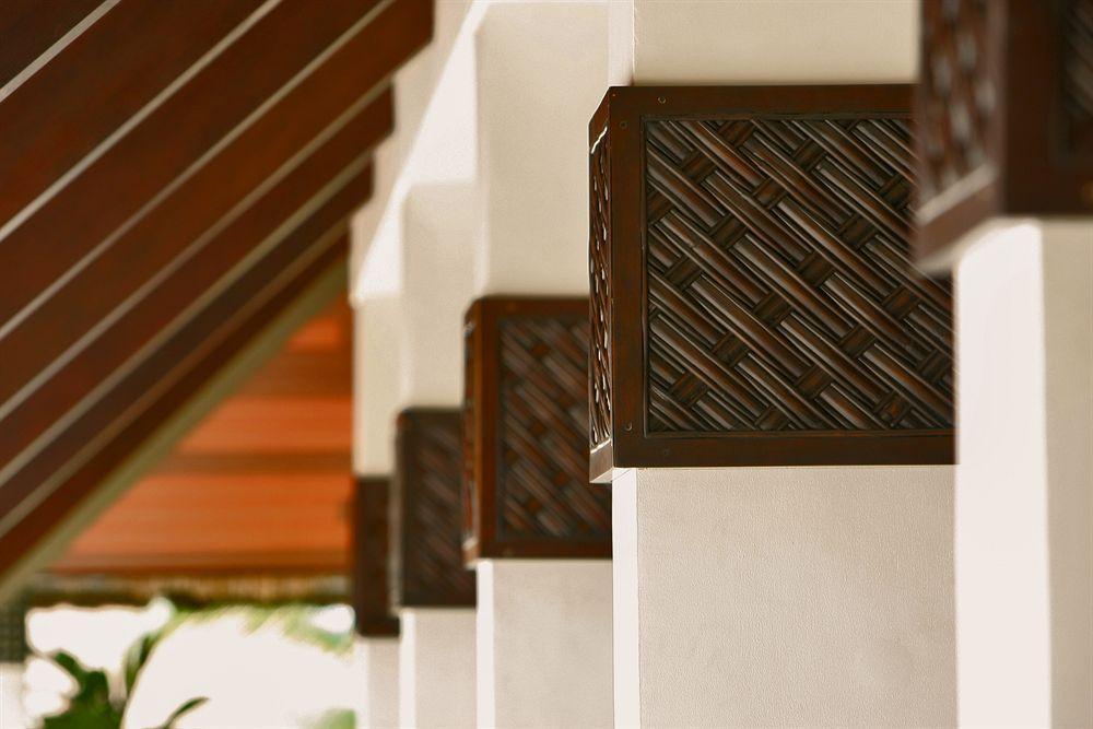 Oceanica Resort Panglao, Bohol Exterior foto Detail of the staircase
