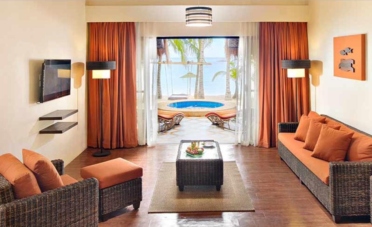 Oceanica Resort Panglao, Bohol Exterior foto A suite at the resort