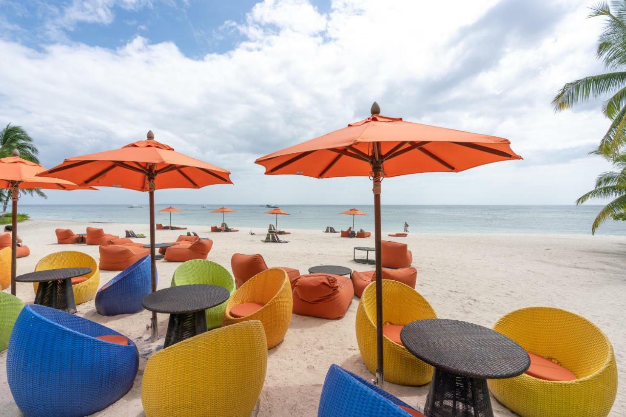 Oceanica Resort Panglao, Bohol Exterior foto Beach at the hotel
